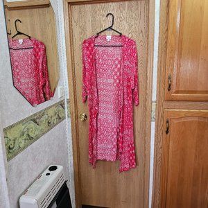 LuLaRoe Shirley~Red Floral